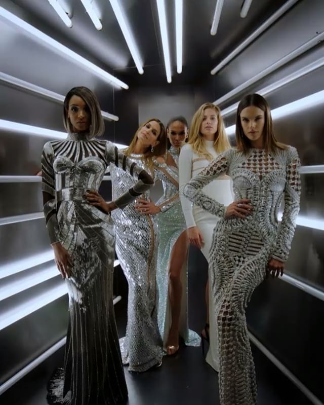 The Best Met Gala Photo Booths | LOOKLOOK